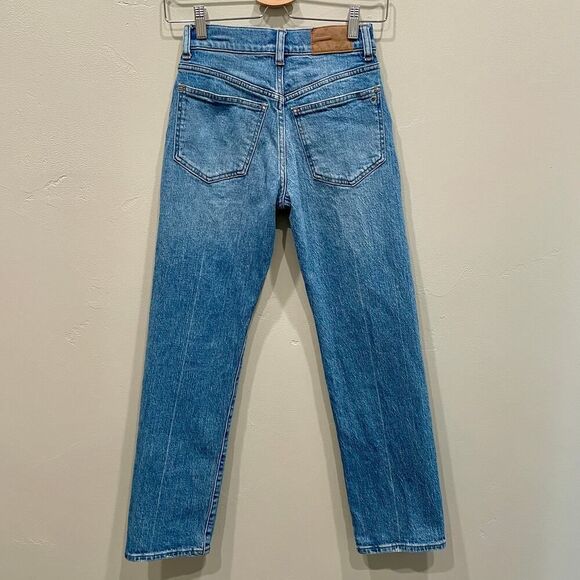 Madewell The Petite '90s Straight Jean in Rondell Wash - Size: 23P - Picture 4 of 11